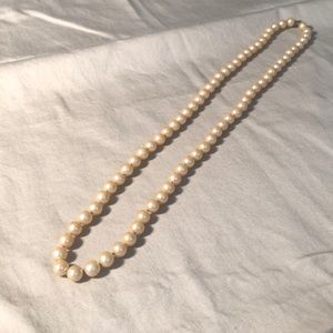 Pearl necklace